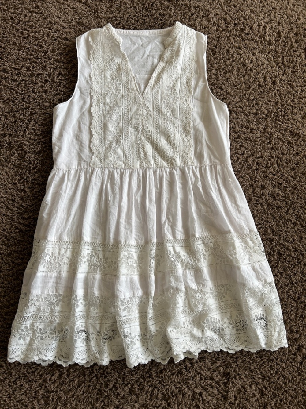 Women’s White Lace Tiered Sundress